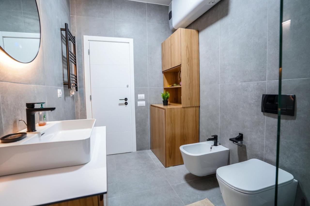 Hidden Gem Tirana 2Br Comfort In Historic Zone Kültér fotó